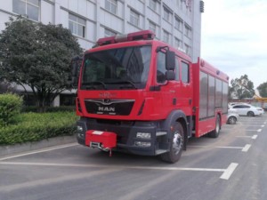 德國(guó)曼消防車(chē)